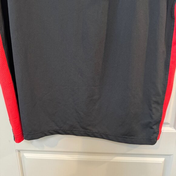 REEBOK | Mens Medium Athletic Shirt Black and Red - Picture 2 of 8